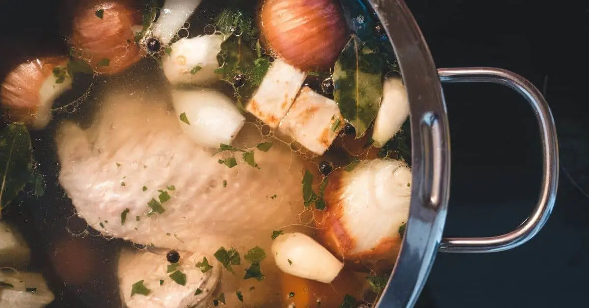 Can you boil frozen chicken?