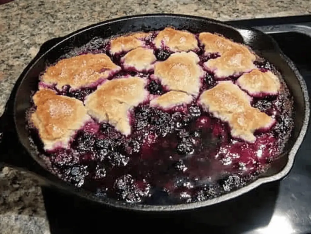 Homemade Blackberry Cobbler