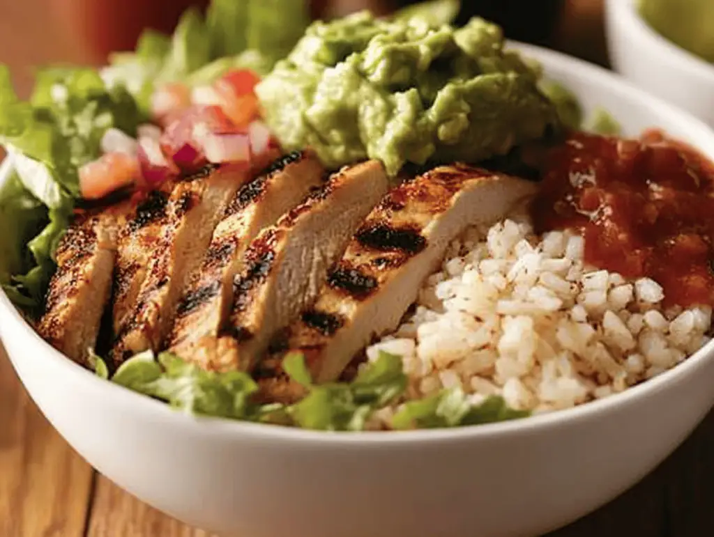 Delicious Chipotle Chicken Burrito Bowl