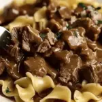 Crockpot beef Tips & Noodles