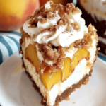 Delicious Peach Crumb Cheesecake Recipe